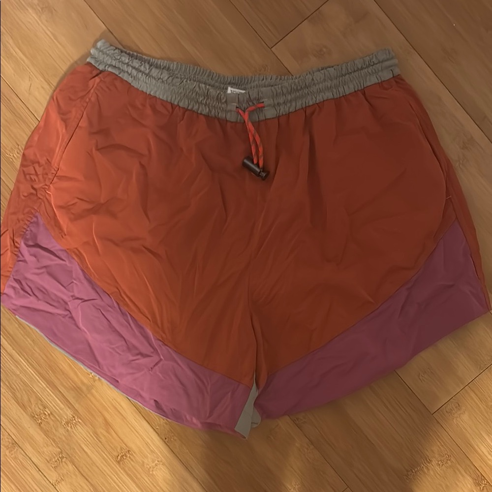 Lululemon shorts size eight new with tags!